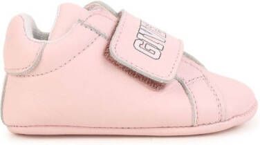 Givenchy Kids logo-print touch-strap leather slippers Pink