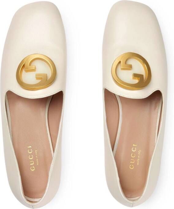 Gucci Blondie logo-plaque loafers White