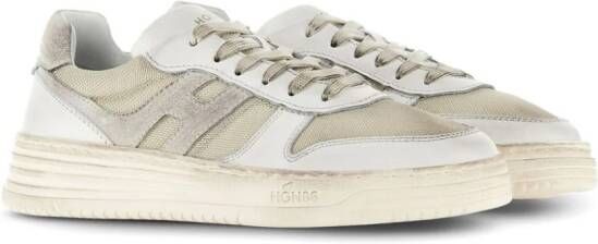 Hogan logo-patch lace-up sneakers Neutrals