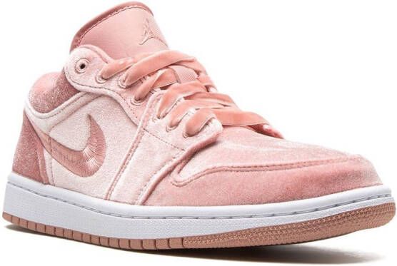 Jordan Air 1 Low SE "Pink Velvet" sneakers