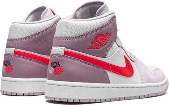 Jordan Air 1 Mid "Valentine s Day 2022" sneakers White