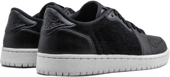 Jordan Air 1 Retro Low no swoosh black