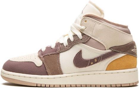 Jordan Kids Air Jordan 1 Mid SE Craft "Inside Out Taupe Haze" sneakers Neutrals