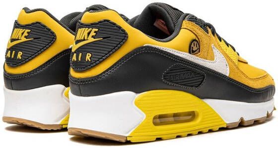 Nike Air Max 90 "Go The Extra Smile" sneakers Yellow