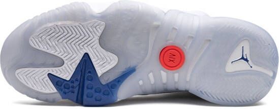 Jordan x PSG Jumpman Two Trey sneakers White