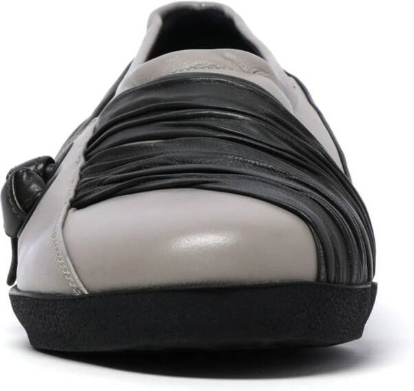 Kiko Kostadinov Wrinkled leather slippers Neutrals