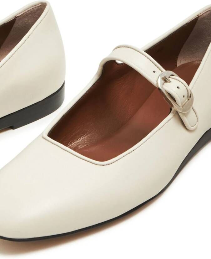 Le Monde Beryl buckle-fastening leather Mary Janes White