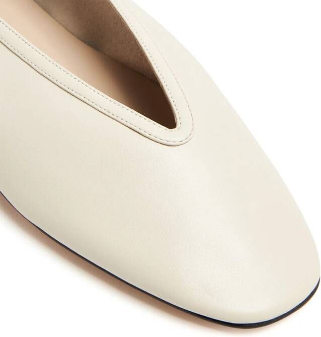 Le Monde Beryl Luna leather ballerina shoes White