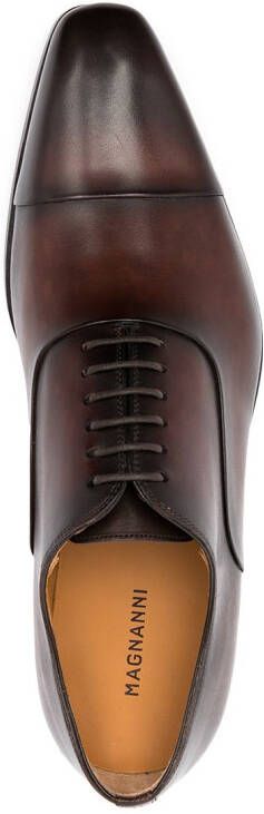 Magnanni Caoba distressed oxford shoes Brown
