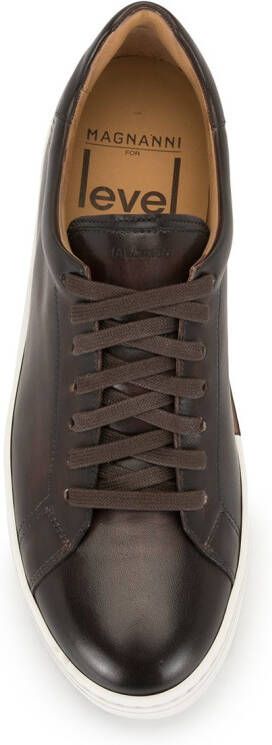 Magnanni leather low-top sneakers Brown