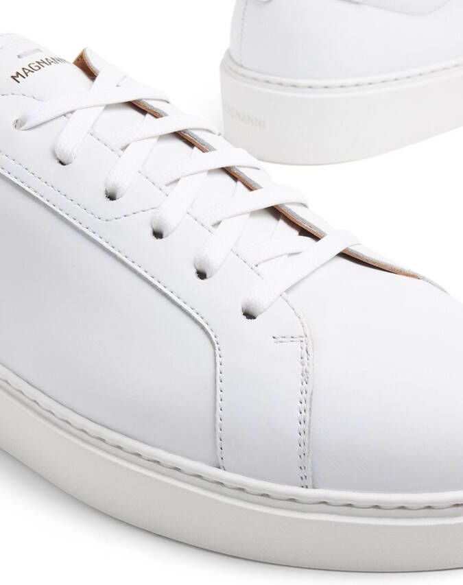Magnanni leather low-top sneakers White