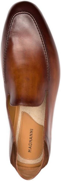 Magnanni leather slip-on loafers Brown