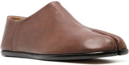 Maison Margiela Tabi leather babouche shoes Brown