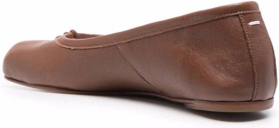 Maison Margiela Tabi leather ballerina shoes Brown