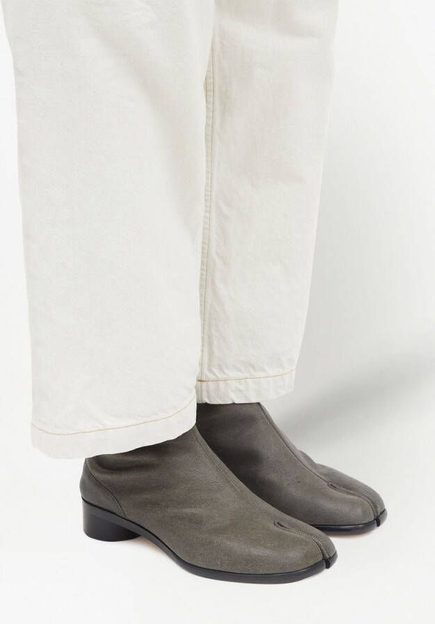 Maison Margiela Tabi 30mm leather ankle boots Grey