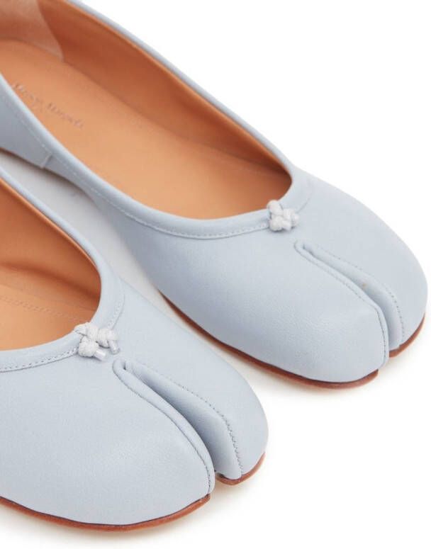 Maison Margiela Tabi leather ballerina shoes Blue