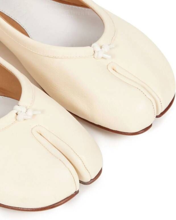 Maison Margiela Tabi leather ballerina shoes White