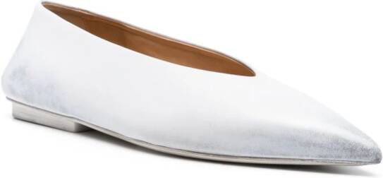 Marsèll distressed-effect leather ballerina shoes White