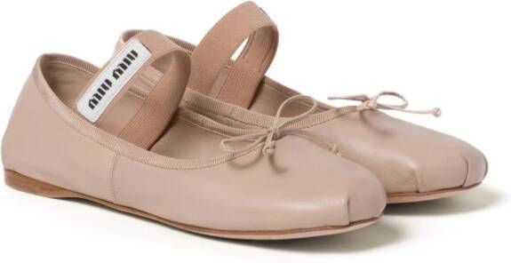 Miu leather ballerina shoes Pink