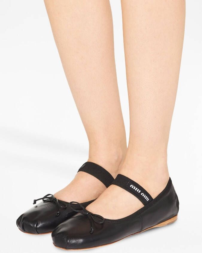 Miu logo-patch ballerina shoes Black