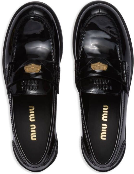 Miu logo-plaque patent-leather loafers Black