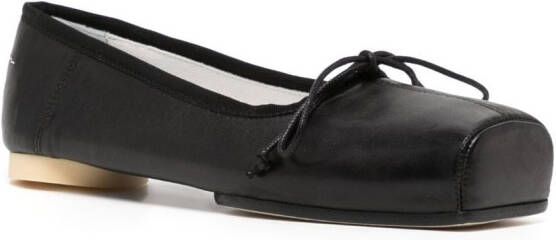 MM6 Maison Margiela bow-detail leather ballerina shoes Black