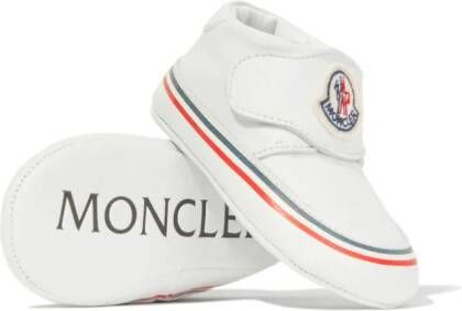 Moncler Enfant logo-appliqué leather pre-walkers White