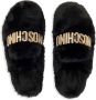Moschino Kids logo-lettering faux-fur slippers Black - Thumbnail 3
