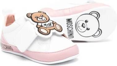 Moschino Kids logo-patch sheepskin sneakers White