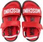Moschino Kids logo-print leather sandals Red - Thumbnail 3