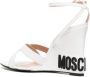 Moschino logo 90mm wedge-heel sandals White - Thumbnail 3