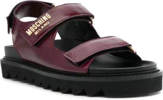 Moschino logo-plaque leather sandals Red