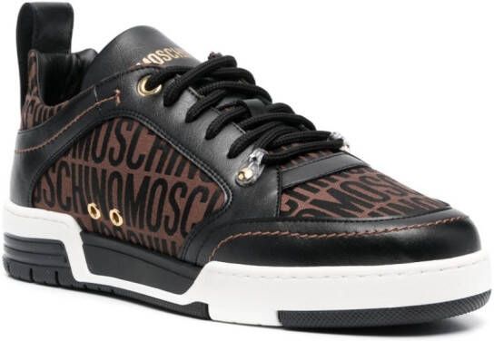 Moschino logo-print low-top sneakers Brown