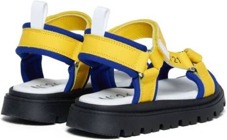 Nº21 Kids logo-print lug-sole sandals Yellow