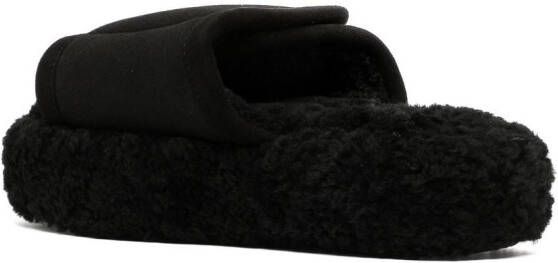 Natasha Zinko chunky shearling slides Black