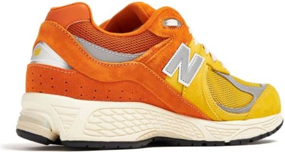 New Balance 2002R lace-up sneakers Yellow
