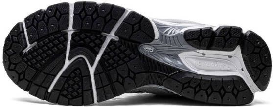 New Balance 2002R sneakers Grey