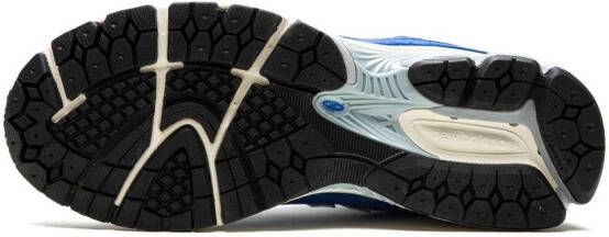New Balance 2002R "Sport Royal" sneakers Blue