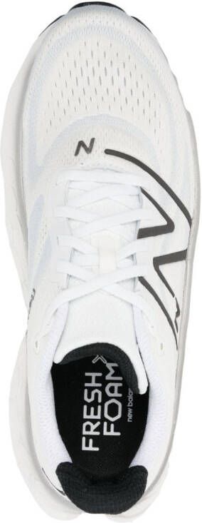 New Balance Fresh Foam X More v4 sneakers White