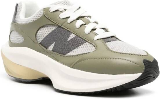New Balance logo-print leather sneakers Green