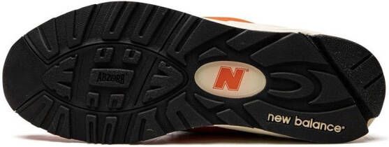 New Balance Made in USA 990v2 "Miusa Marigold" sneakers Orange