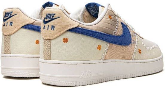 Nike Air Force 1 Low "Los Angeles Flea" sneakers Neutrals