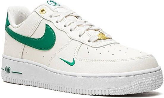 Nike Air Force 1 Low "Malachite" sneakers Neutrals