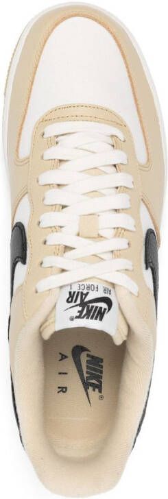 Nike Air Force 1 low-top sneakers Gold