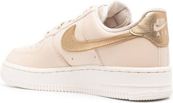 Nike Air Force 1 WMNS "Gold" sneakers Neutrals