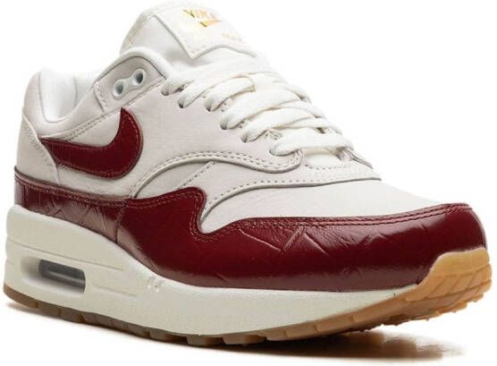 Nike Air Max 1 LX "Team Red" sneakers Neutrals