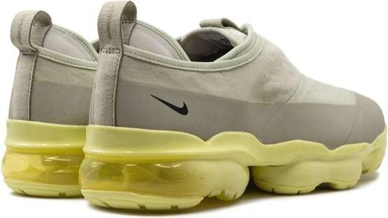 Nike Air Vapormax Moc Roam sneakers Neutrals