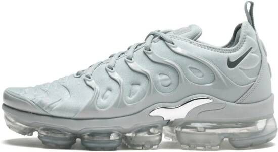 Nike Air Vapormax Plus Grey