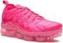 Nike Air Vapormax Plus "Hyper Pink" sneakers - Thumbnail 2