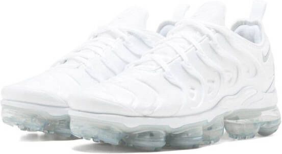 Nike Air Vapormax Plus "Triple White" sneakers